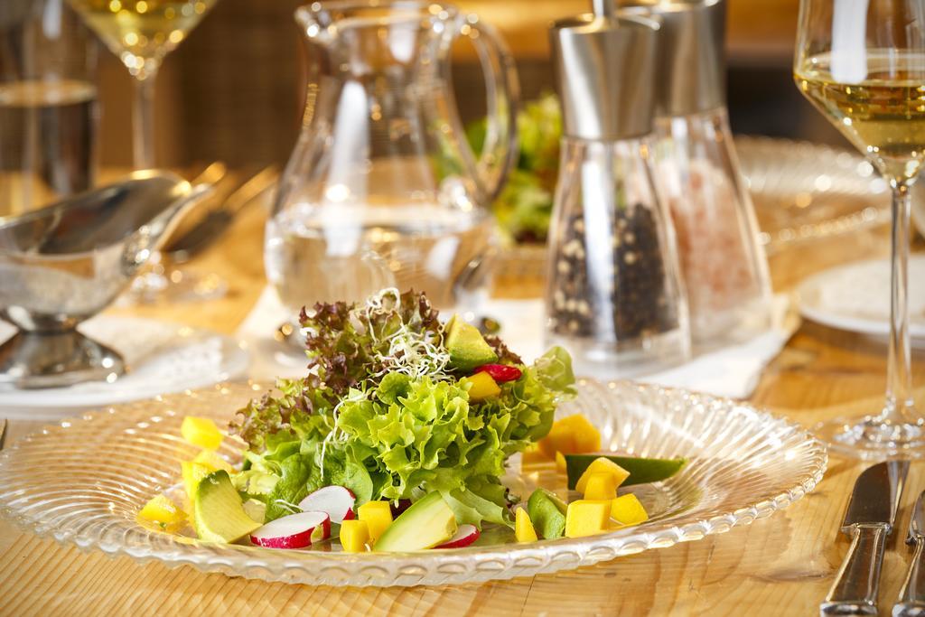 Hotel & Restaurant Zum Beck Stansstad Kültér fotó