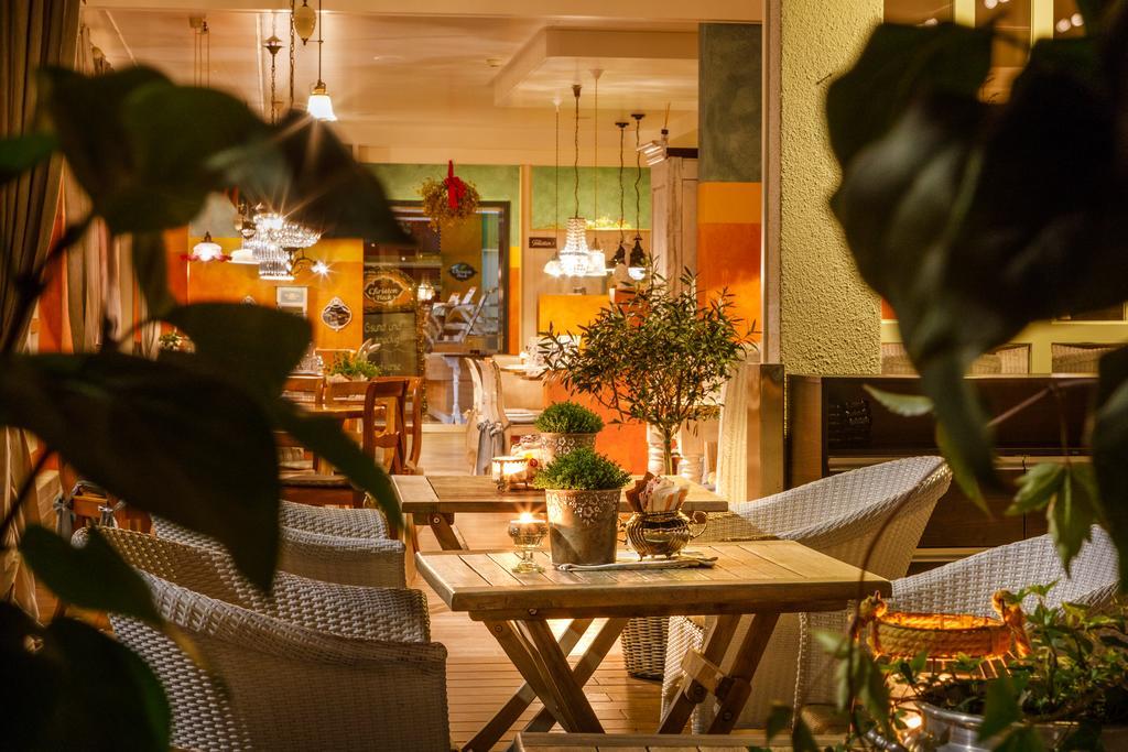 Hotel & Restaurant Zum Beck Stansstad Kültér fotó